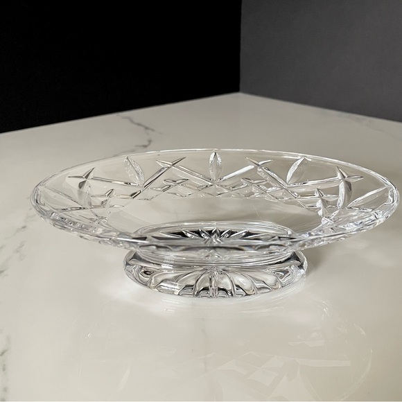 7" Oval Footed Dish by Waterford Crystal - Picture 1 of 10